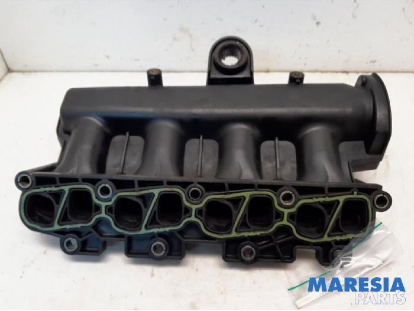Opel - Combo - Intake manifold