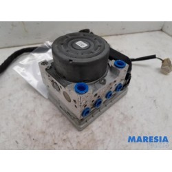 Peugeot - 208 - ABS pump