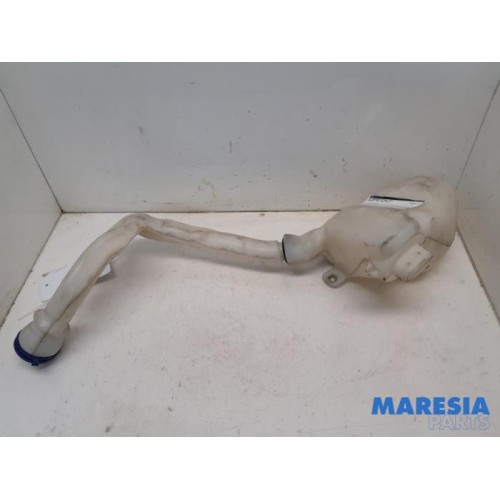 Peugeot - 208 - Front windscreen washer reservoir