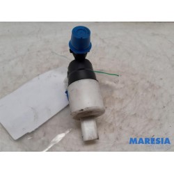 Peugeot - 208 - Windscreen washer pump