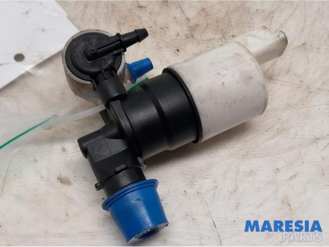 Peugeot - 208 - Windscreen washer pump