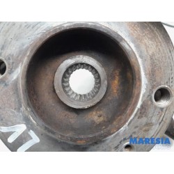Peugeot - 208 - Fusee links-voor