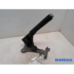 Peugeot - 208 - Parking brake lever