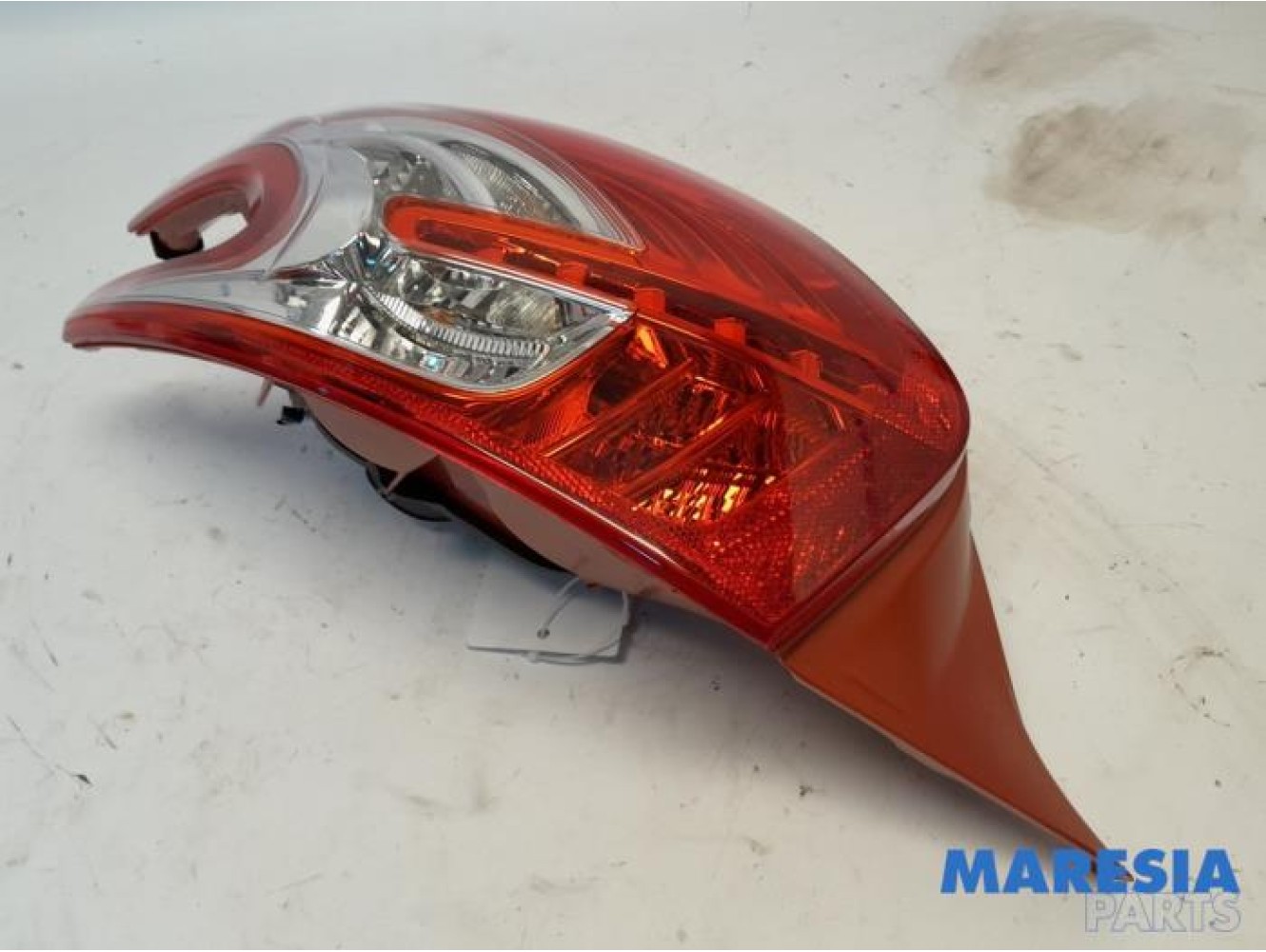 Peugeot - 208 - Achterlicht links