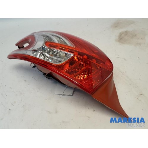 Peugeot - 208 - Achterlicht links