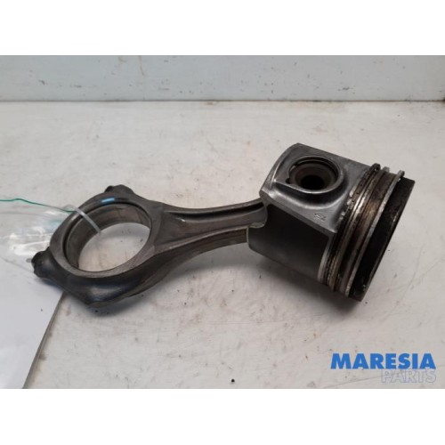 Fiat - Ducato - Connecting rod