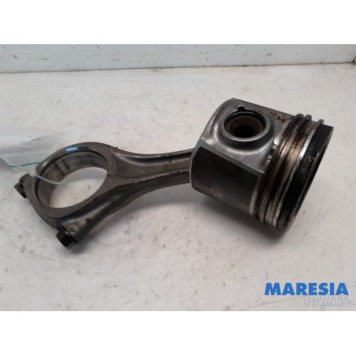 Fiat - Ducato - Connecting rod