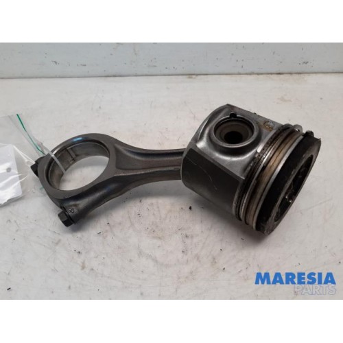 Fiat - Ducato - Connecting rod