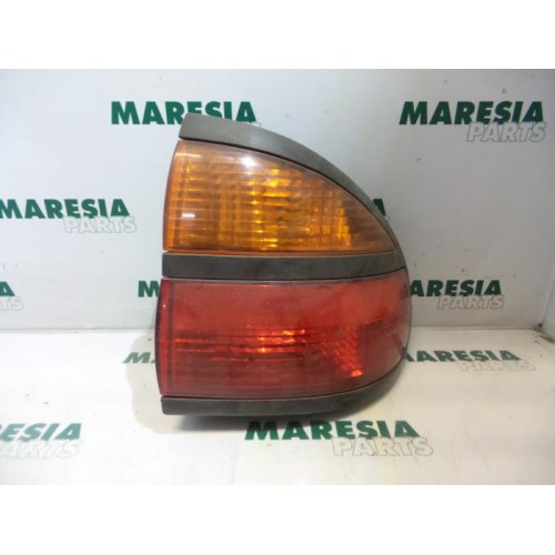Renault - Laguna - Taillight, right