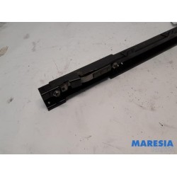 Peugeot - Expert - Rail porte coulissante droite
