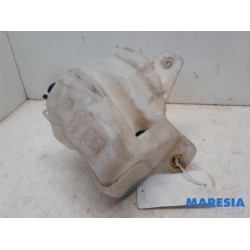 Fiat - Punto - Front windscreen washer reservoir