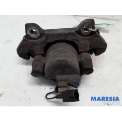 Fiat - Punto - Bremszange links vorne