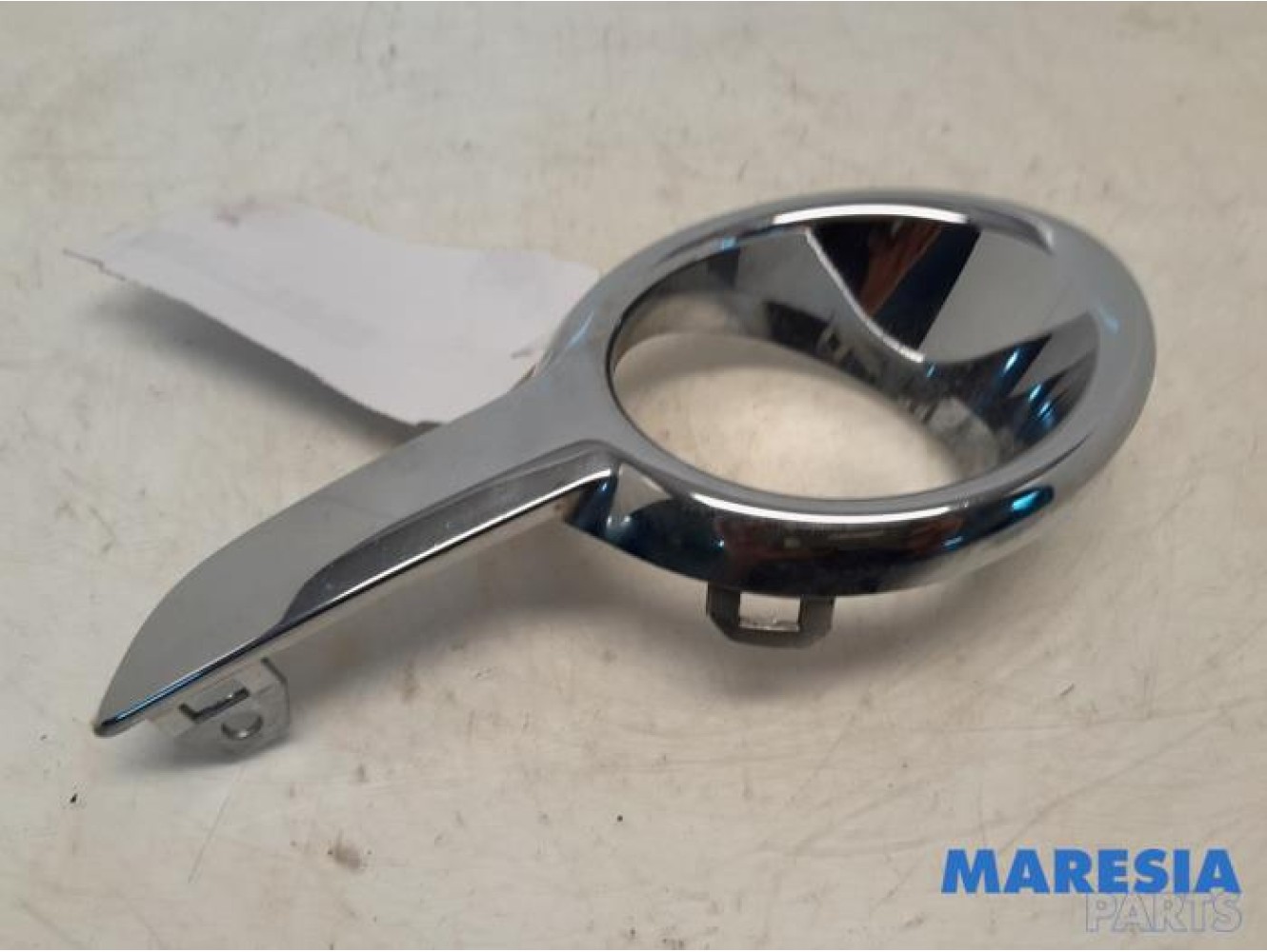 Peugeot - 208 - Abdeckplatte Nebelscheinwerfer links