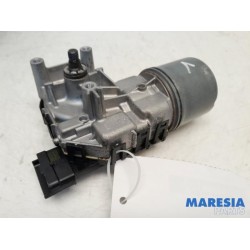 Peugeot - 208 - Front wiper motor