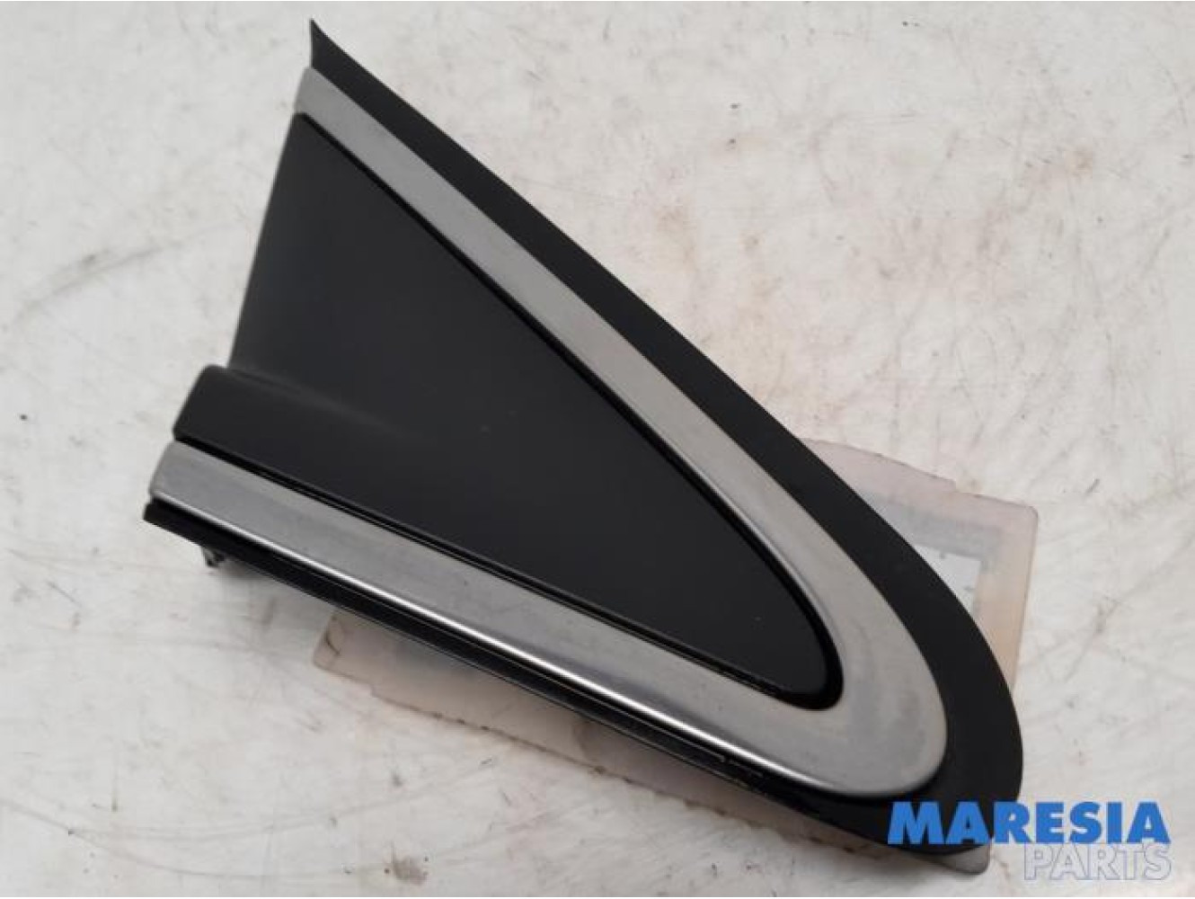 Peugeot - 208 - Coque rétroviseur droit