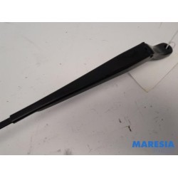 Peugeot - 208 - Front wiper arm