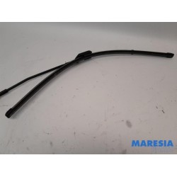 Peugeot - 208 - Front wiper arm