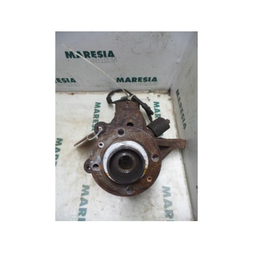 Peugeot - 306 - Knuckle, front left
