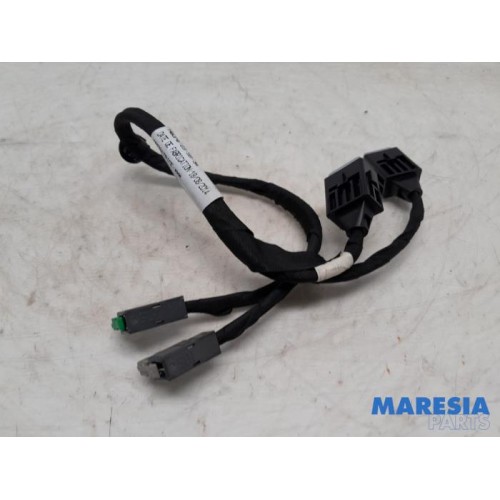 Citroen - C4 Grand Picasso - USB plug