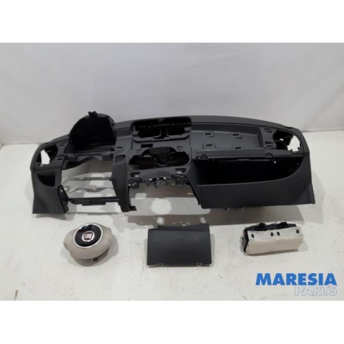 Fiat - 500 - Airbag set + dashboard