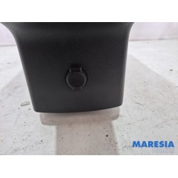 Peugeot - 3008 - Middle console