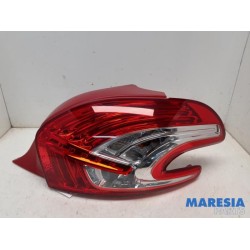 Peugeot - 208 - Taillight, right