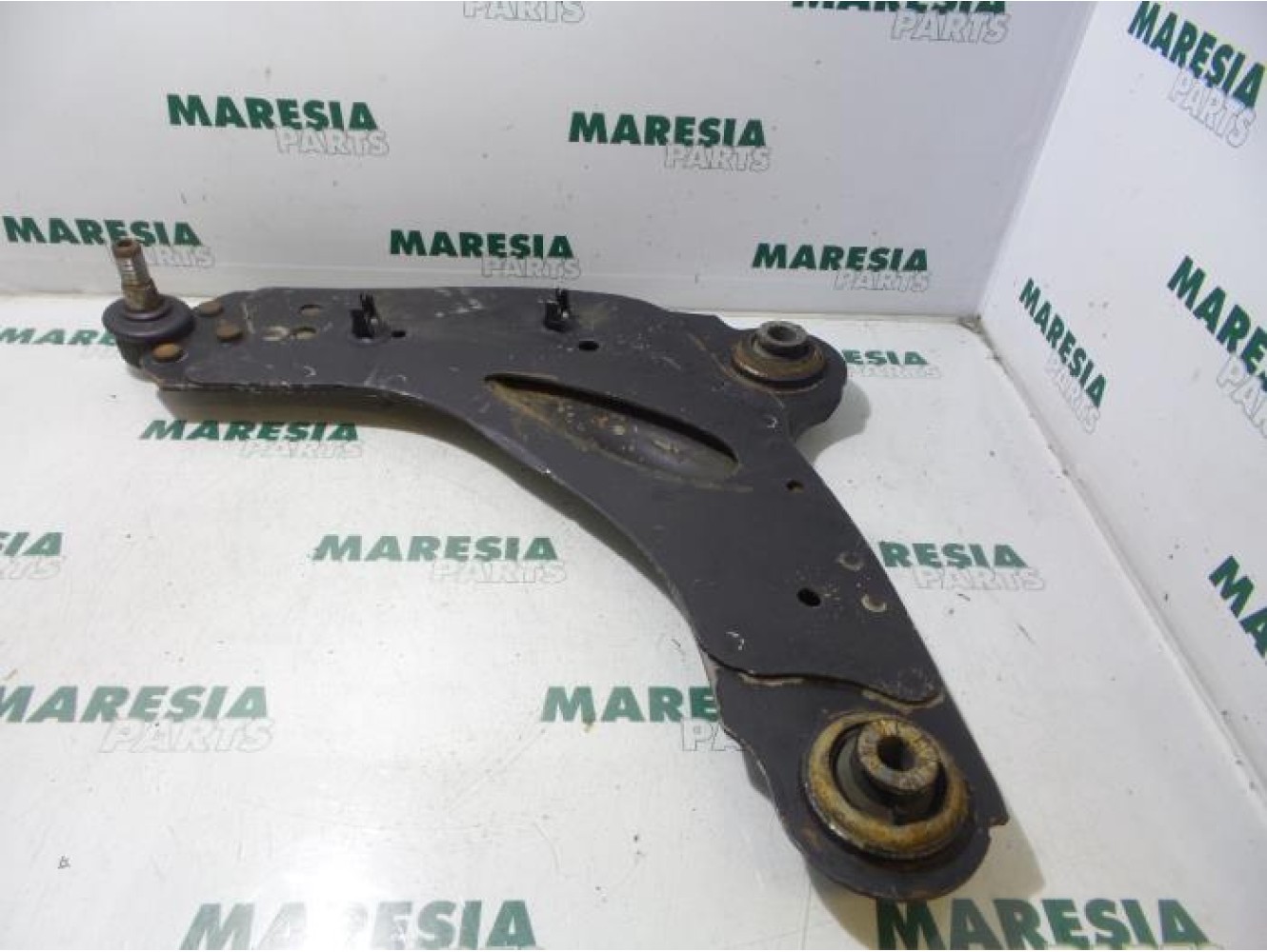 Renault - Trafic - Querlenker unten links vorne
