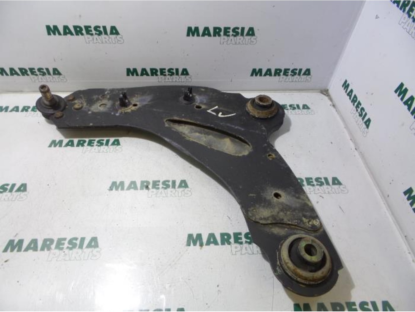 Renault - Trafic - Querlenker unten links vorne