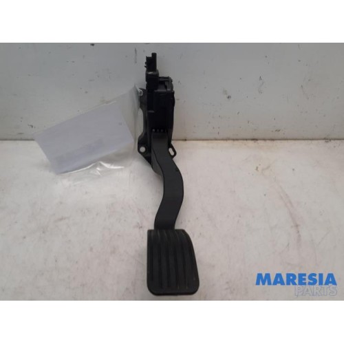 Peugeot - 208 - Accelerator pedal