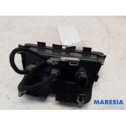 Peugeot - 208 - AUX/USB aansluiting