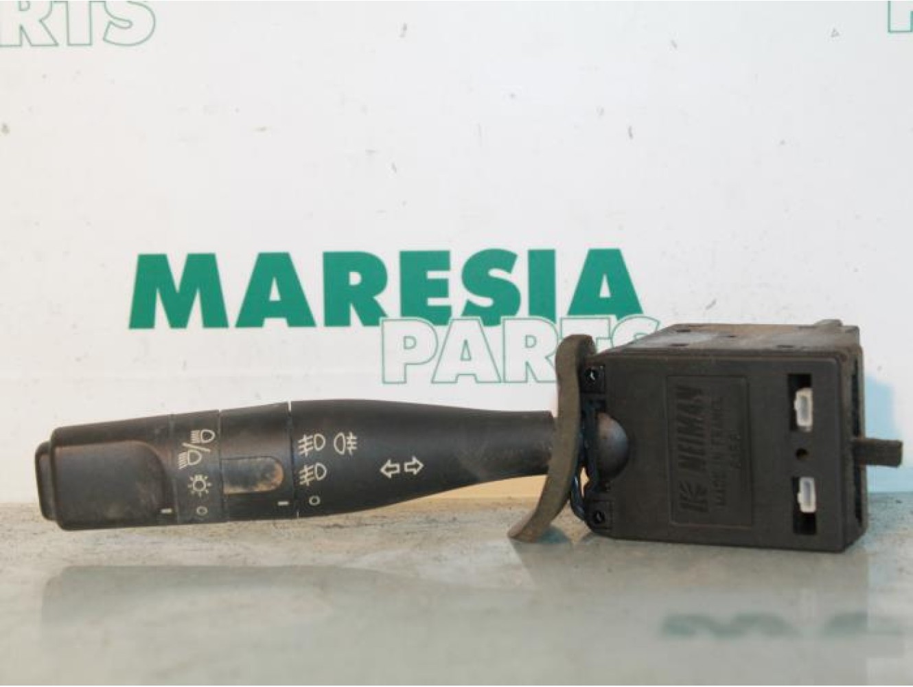 Peugeot - 206 - Indicator switch