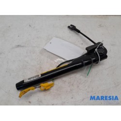 Fiat - 500 - Seatbelt tensioner, right