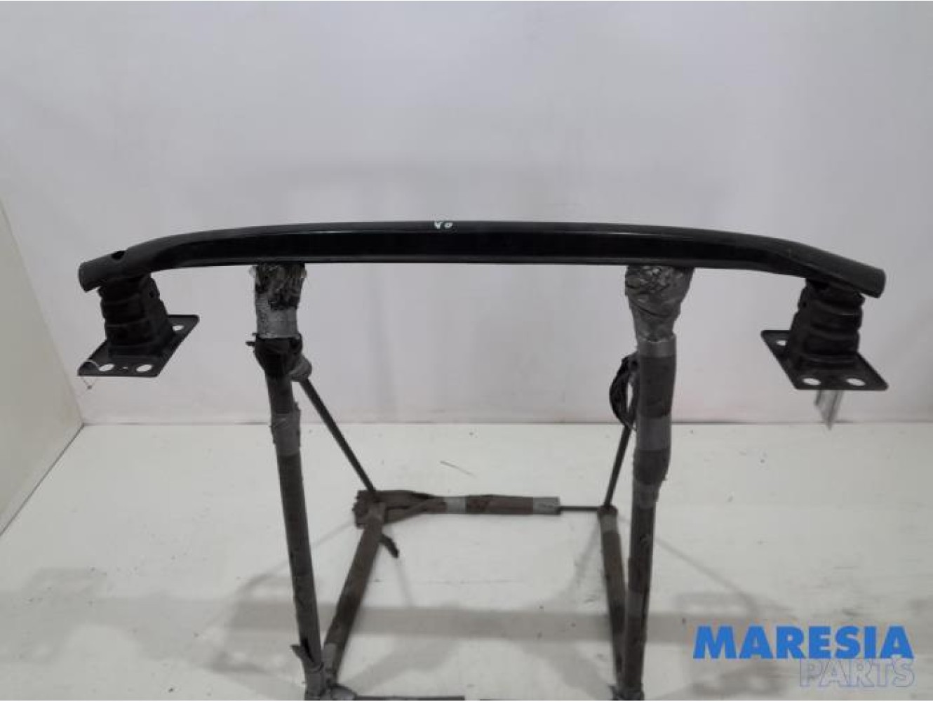 Fiat - 500 - Front bumper frame