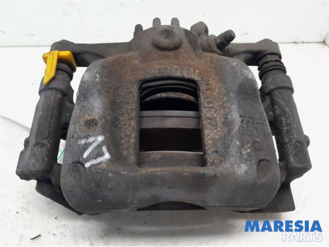 Fiat - Talento - Front brake calliper, left