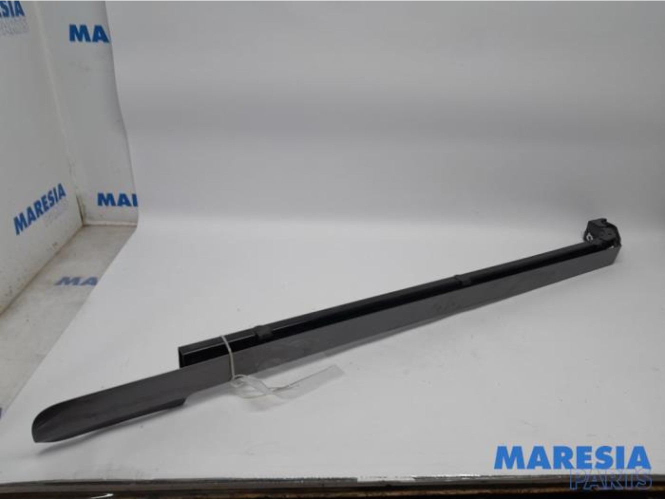 Fiat - Talento - Sliding door rail, right