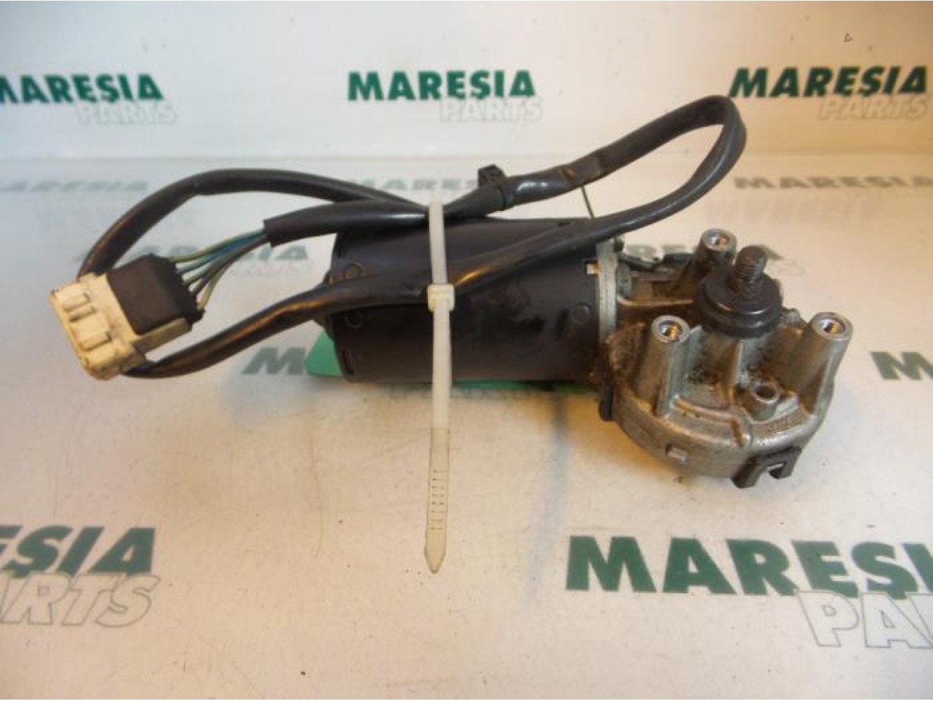 Citroen - Xsara - Front wiper motor
