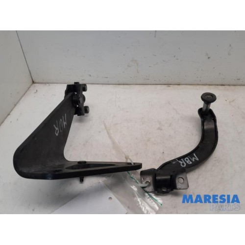 Fiat - Talento - Sliding door roller, right