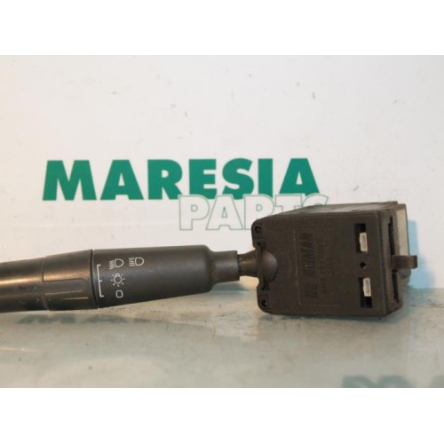 Peugeot - 106 - Indicator switch