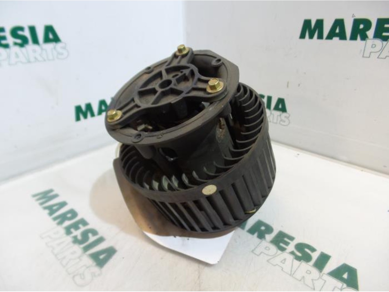 Renault - Vel Satis - Heating and ventilation fan motor