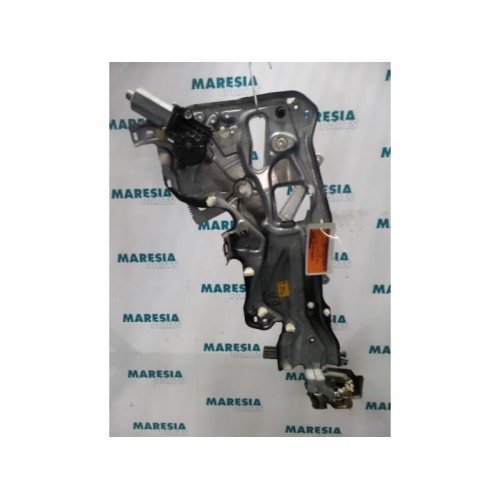 Renault - Laguna - Rear door window mechanism 4-door, right