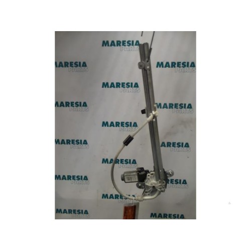 Renault - Laguna - Rear door window mechanism 4-door, right