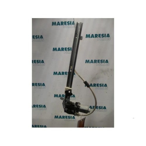Renault - Laguna - Rear door window mechanism 4-door, right
