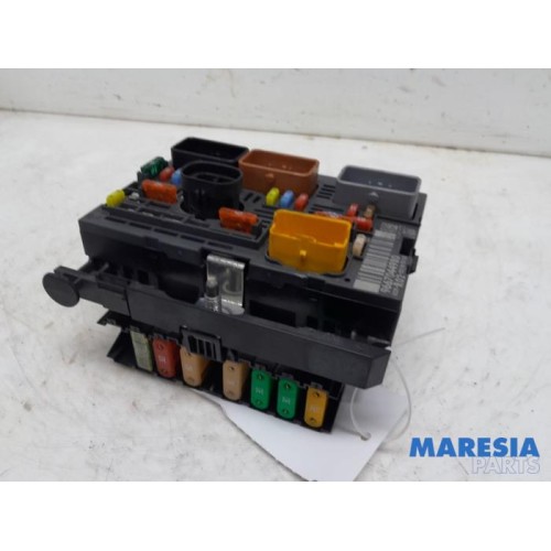 Peugeot - 3008 - Fuse box