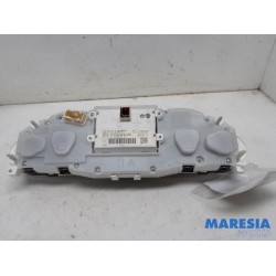 Peugeot - 208 - Instrumentenbrett