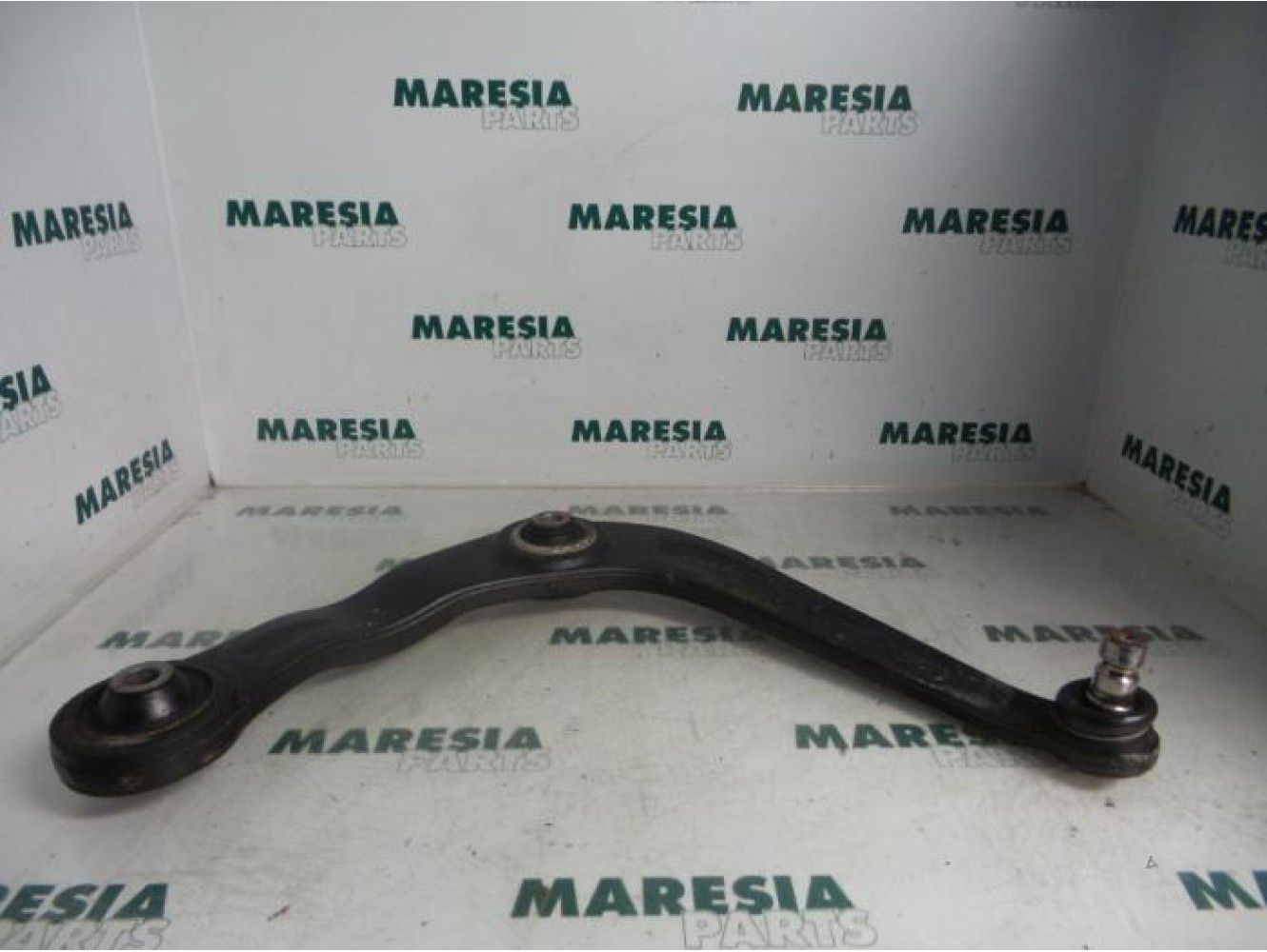 Peugeot - 206 - Front lower wishbone, right