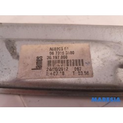 Peugeot - 208 - Window mechanism 2-door, front right