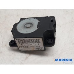 Renault - Scenic - Kachelklep Motor