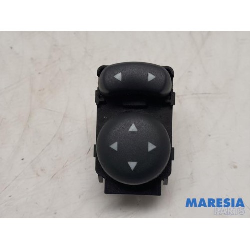 Fiat - 500 - Mirror switch