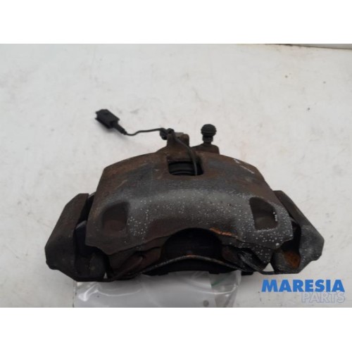 Fiat - 500 - Front brake calliper, left