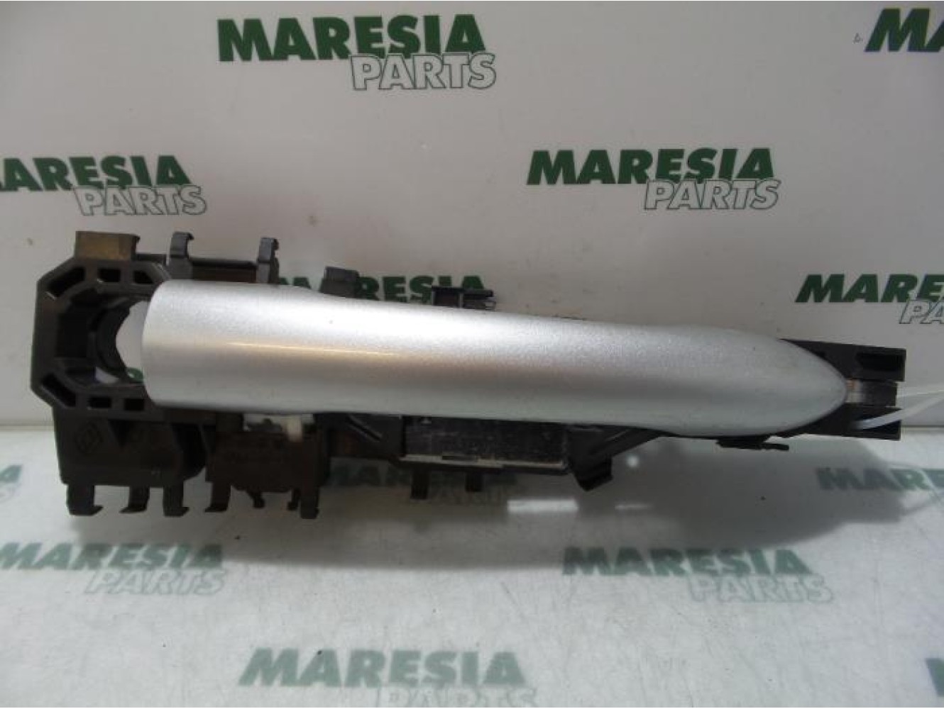 Renault - Megane - Front door handle 4-door, right